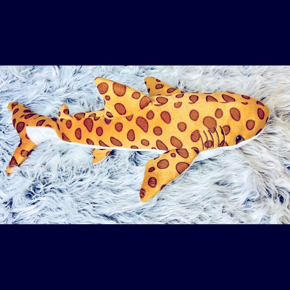 Hand Puppet Shark - Picture 5 of 13